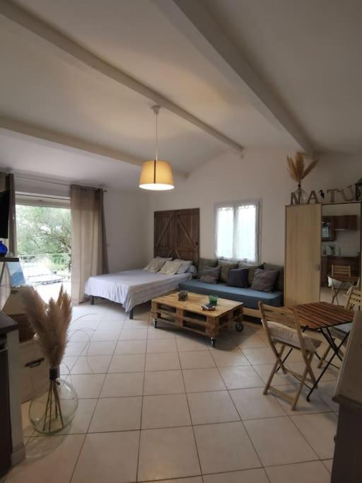 Chambre Nature Le Thoronet Extérieur photo